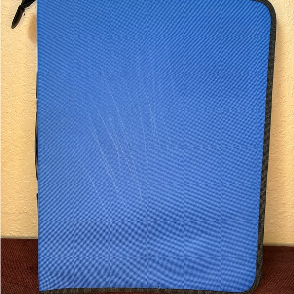 Black and Blue Hardcover Zippered Sketchbook Binder - Picture 7 of 12